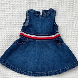 Girls Tommy Hilfiger dress 24M (2T) great condition